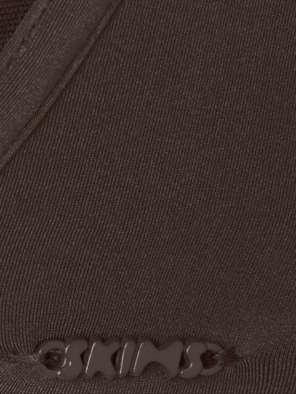 Skims Weightless Scoop Bra - Picture 6 of 10